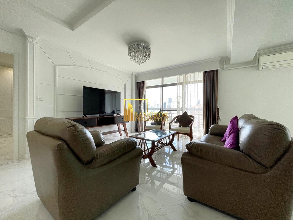 picture Royal Castle - Superb 3 Bedroom Condo For Rent in Sukhumvit - BR19058CD - 4/37