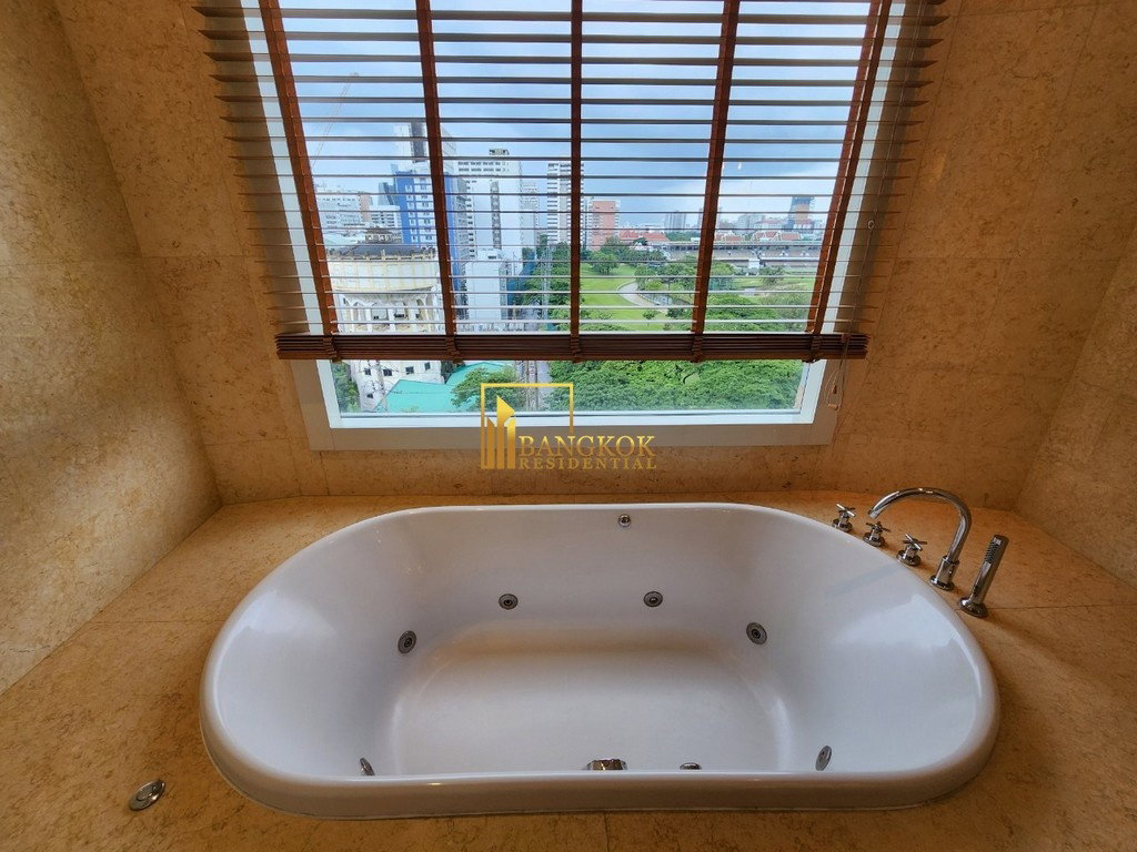 picture Baan Ratchadamri - Renovated 4 Bedroom Condo For Rent in Ratchadamri - BR3247CD - 36/51