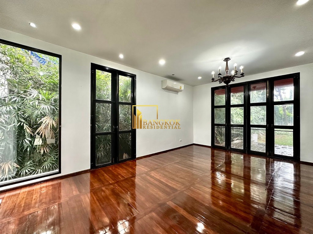 รูป Spacious 4 Bedroom House For Rent in Rama 9 - BR28075SH - รูปที่ 7/45