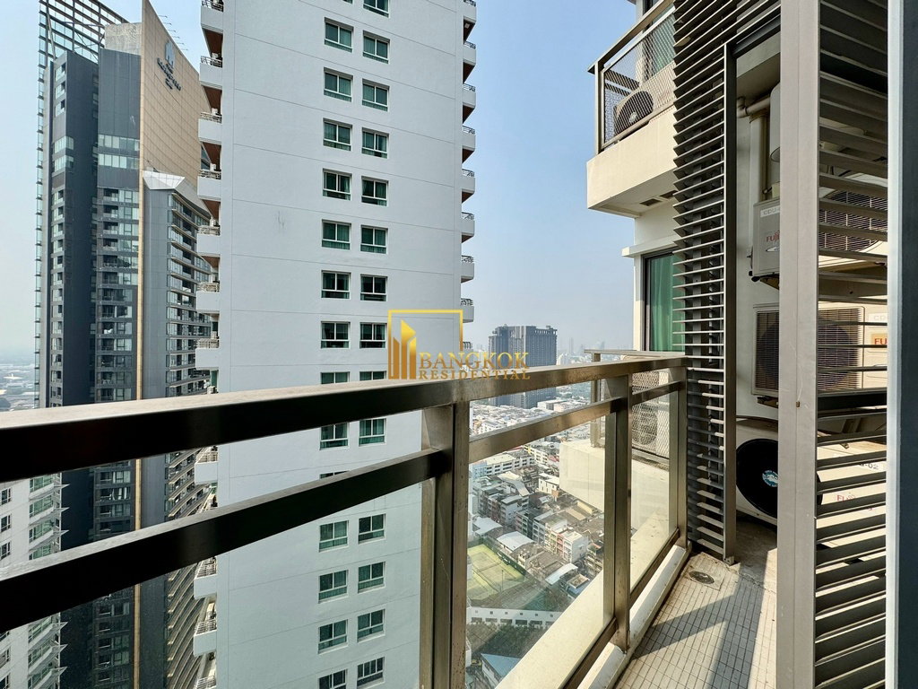 รูป Bright Sukhumvit 24 - Alluring 3 Bed Duplex Condo in Phrom Phong - BR2813CD - รูปที่ 4/39