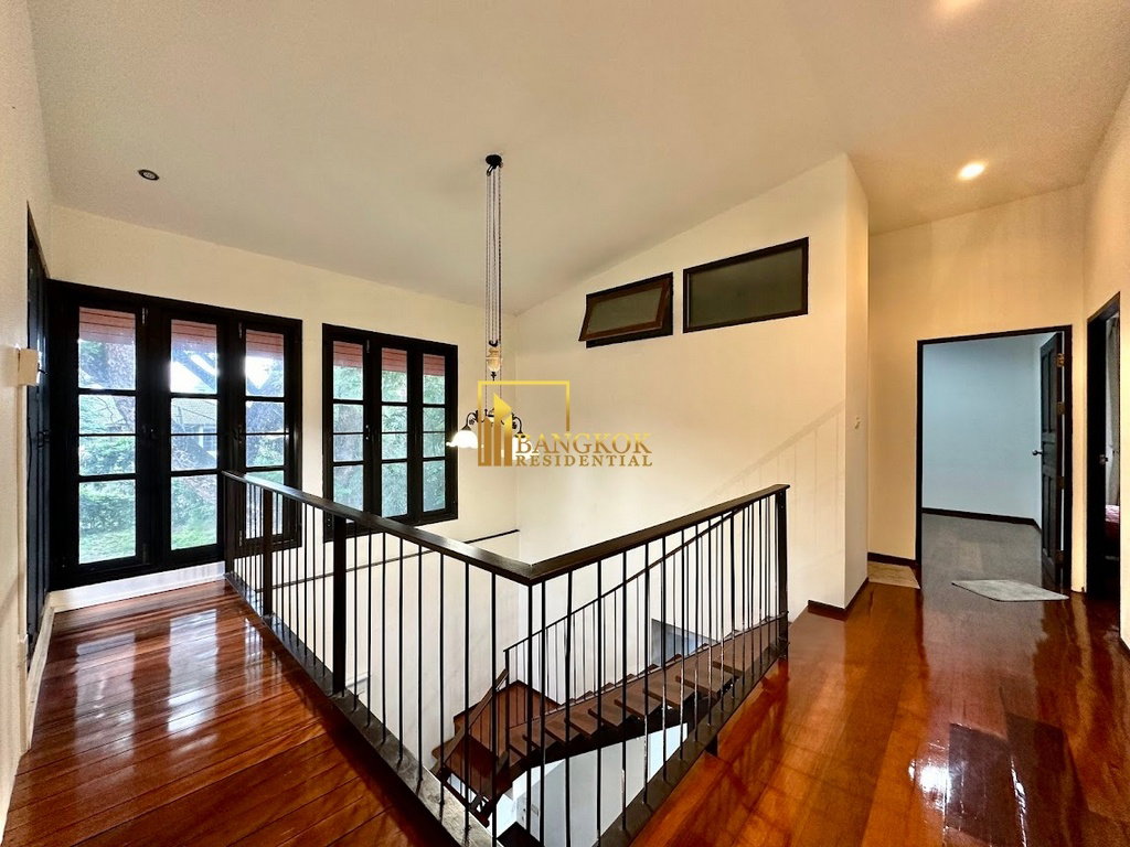 รูป Spacious 4 Bedroom House For Rent in Rama 9 - BR28075SH - รูปที่ 18/45