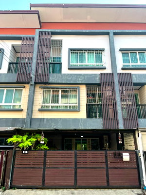 Townhouses for sale : 3-Story Townhouse in Cubit Village – 22.3 Sq.Wah, Scenic View, Near MRT & Pink Line Monorail