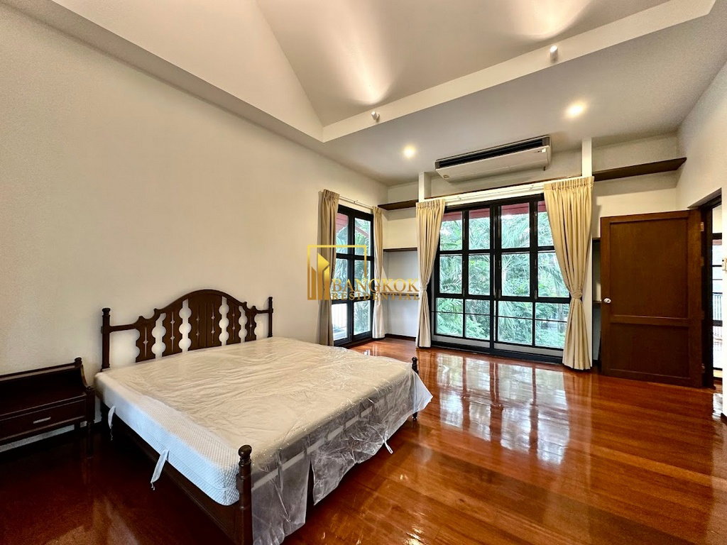 รูป Spacious 4 Bedroom House For Rent in Rama 9 - BR28075SH - รูปที่ 21/45