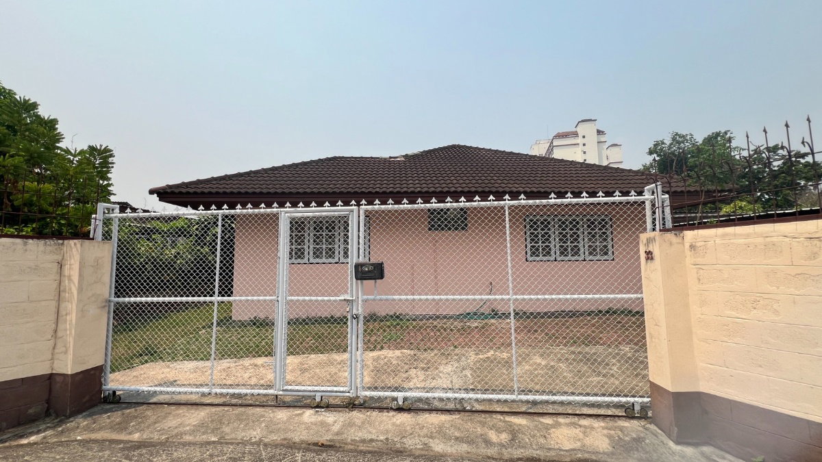 รูป ให้เช่า บ้านย่านธุรกิจ ใจกลางเมืองเชียงใหม่  RW004491 - รูปที่ 1/45