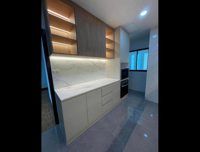 รูป Sathorn Gardens - Spacious 3 Bedroom Condo With Amazing Facilities - BR12935CD - รูปที่ 10/37