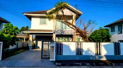Houses for rent Thepanya Hospital : House for rent,beautiful and nice to live in the project. Thanaporn Park Home 4 Chiang Mai RW004021