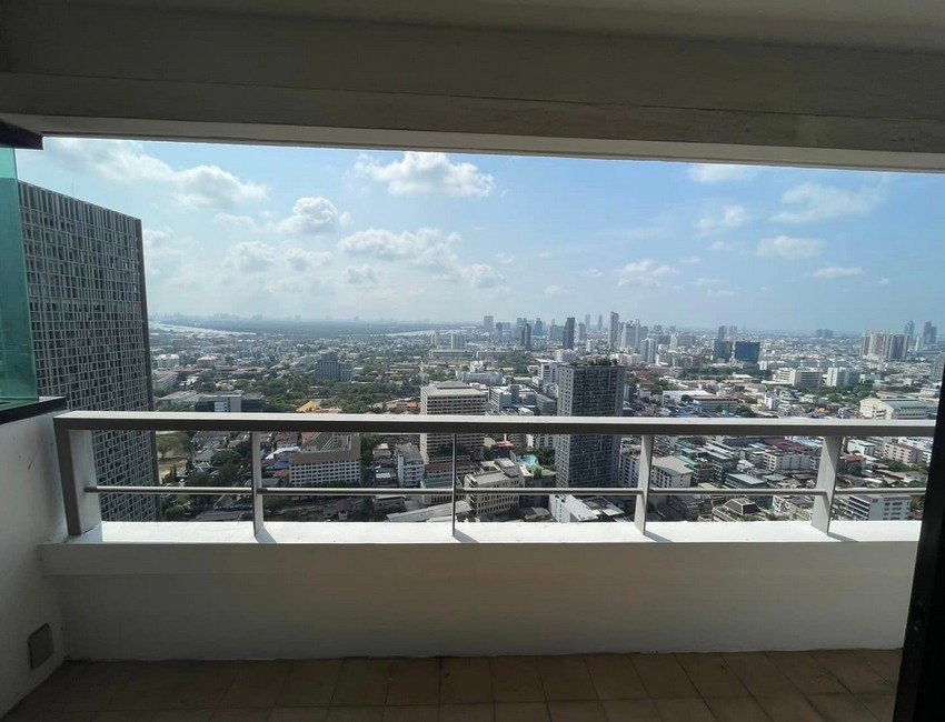 รูป Sathorn Gardens - Spacious 3 Bedroom Condo With Amazing Facilities - BR12935CD - รูปที่ 6/37