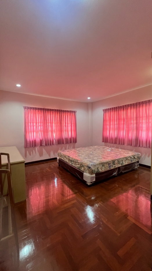 รูป ให้เช่า บ้านย่านธุรกิจ ใจกลางเมืองเชียงใหม่  RW004491 - รูปที่ 22/45