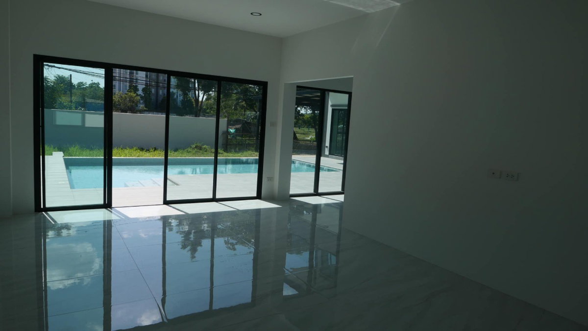 รูป ให้เช่า บ้านเช่า บ้านนอกโครงการหลังสนามบินเชียงใหม่ RW003593 - รูปที่ 5/10
