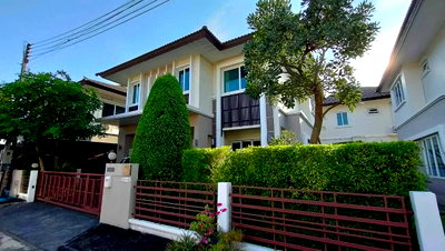 Houses for sale Chiang Mai : For Sale: House at The Grand Village Project with Built-in Furniture, Ready to Move In SW002313