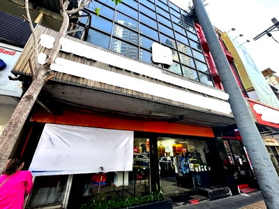 เช่าอาคารพาณิชย์ วัน แบงค็อก   : LTHC12196 – Commercial FOR RENT in Sukhumvit 26 Size 70 sqw. 265 sqm. 1 room 1 bath Near BTS Phrom Phong Station ONLY 290K/Month