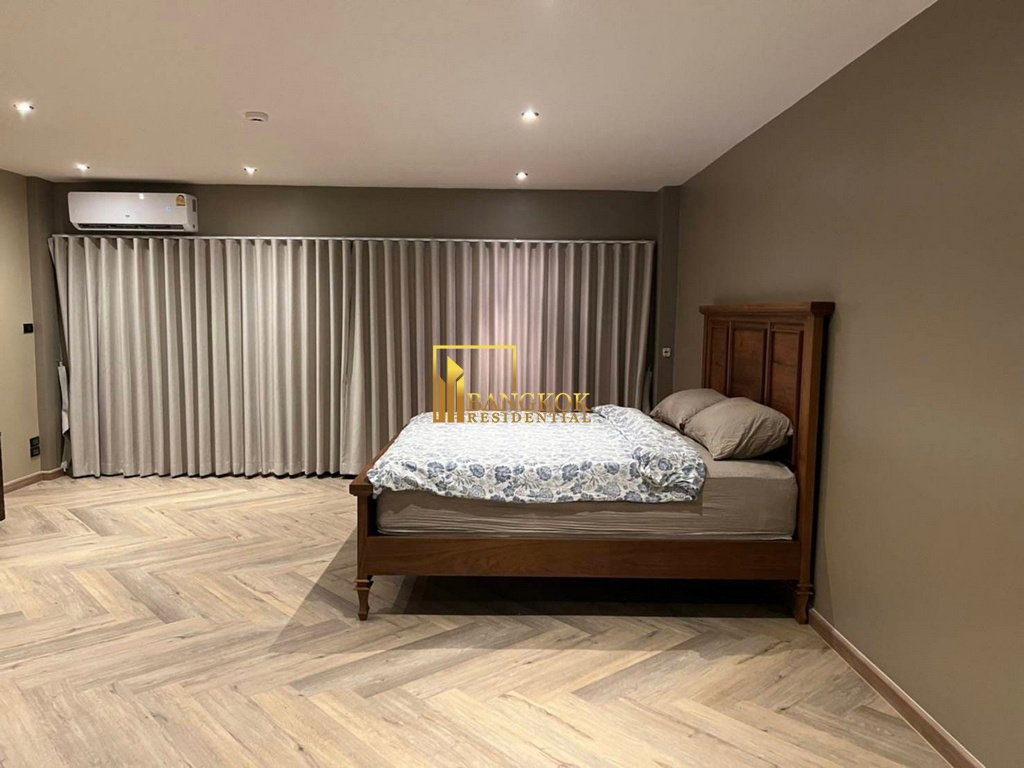 รูป Beautiful 3 Bedroom Townhouse in Asoke Area - BR8845TH  - รูปที่ 8/18