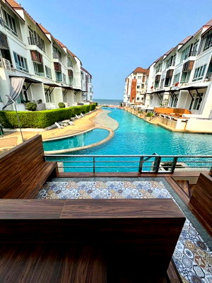 เช่าทาวน์โฮม ชลบุรี : ให้เช่า : Beach Front โครงการเฮอริเทจ :  3 ห้องนอน 5 ห้องน้ำ 2 ห้องครัว 
