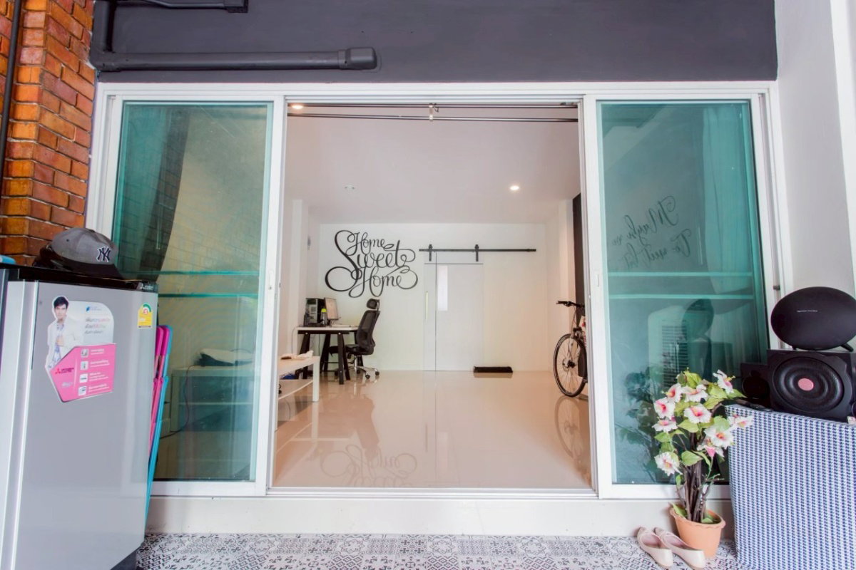 รูป 🏡ขาย 3.99 ล้าน ทาวน์​โฮม & Office ใหม่ 3 ชั้น #ติดMRTทิพวัล #ใก้ลBTSสถานีรถไฟฟ้าสีเขียวสถานีสำโรง   - รูปที่ 39/39