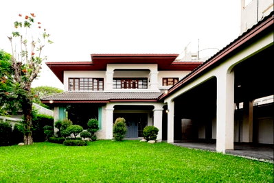 บ้านเดี่ยว ถนนสุขุมวิท : LTHC12240 – House FOR SALE Size 450 Sq.m 5 room 3 baths Near BTS Punnawithi Station ONLY 47 MB