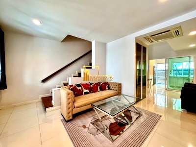 เช่าทาวน์โฮม วัน แบงค็อก   : Inhome - Furnished 3 Bed Townhouse For Rent in Asoke - BR49047TH