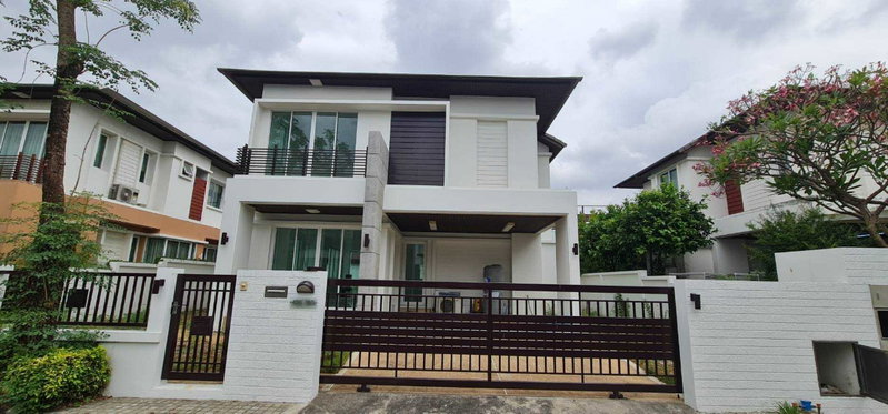 บ้านเดี่ยวให้เช่า : เช่า บ้านบลูลากูน 1 บ้านสวย สภาพใหม่นางฟ้า พร้อมเข้าอยู่ ทำเล โซนวงแหวน บางนาตราด ใกล้เมกาบางนา