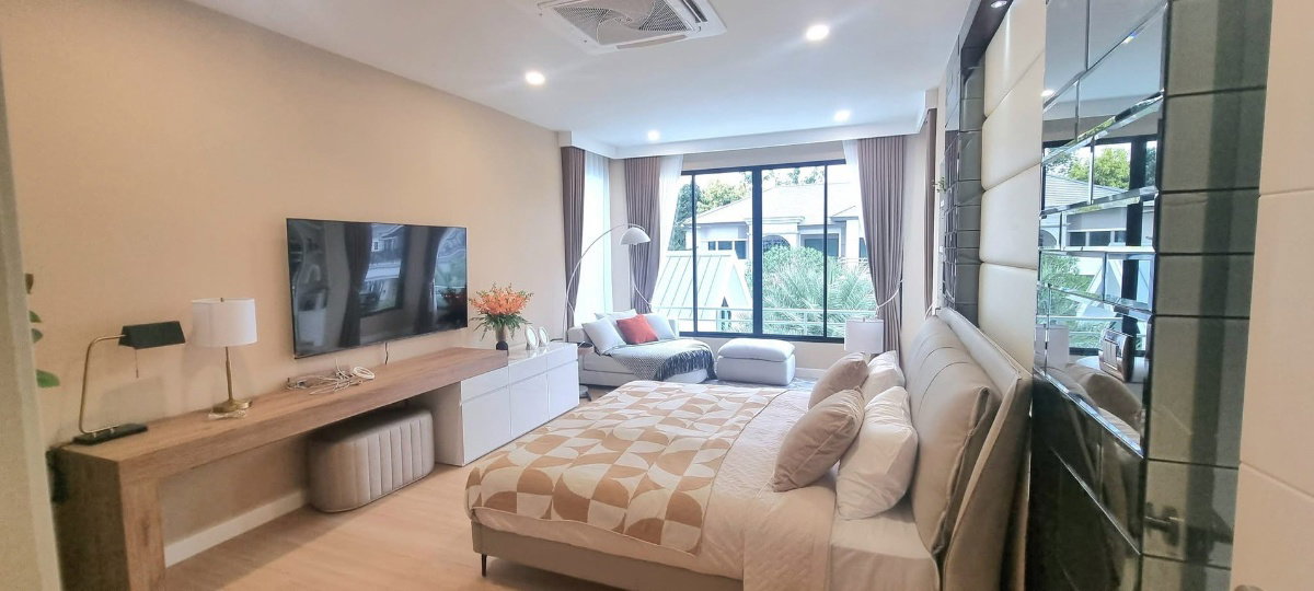 รูป 🏡 บ้านเดี่ยวสุดหรู หมู่บ้าน เพอร์เฟค มาสเตอร์พีซ สุขุมวิท 77 (หลังหัวมุม) ใกล้โรบินสันลาดกระบัง #พร้อมเฟอร์นิเจอร์และเครื่องใช้ไฟฟ้าใหม่ทั้งหลัง ✨ - รูปที่ 15/26