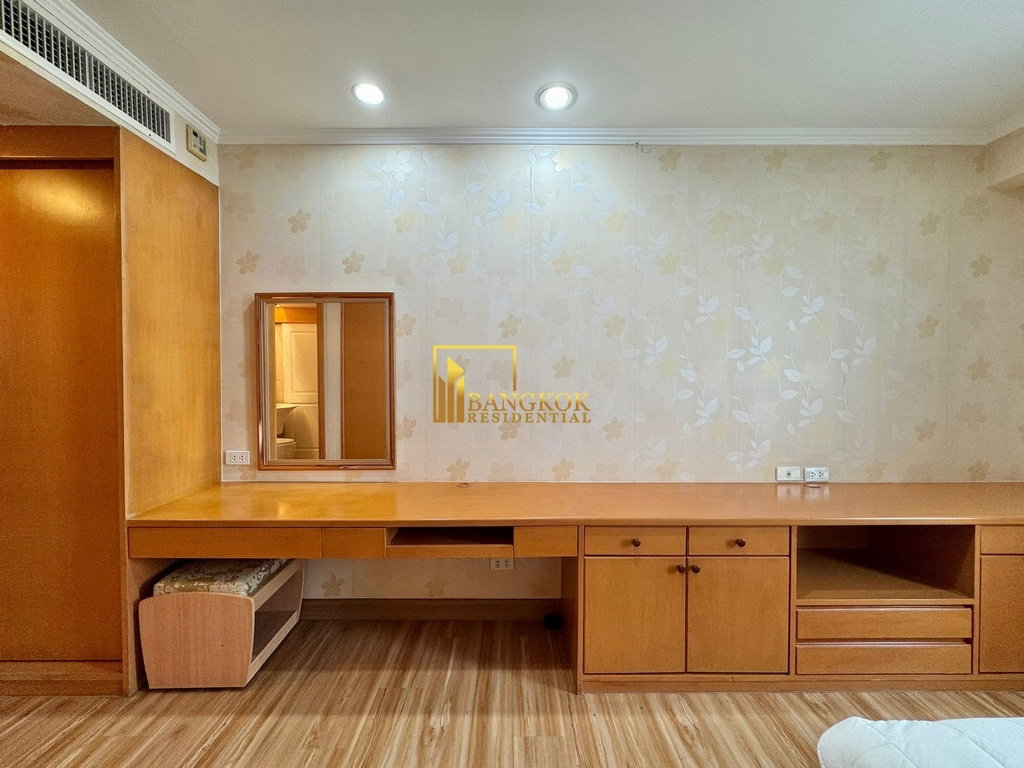 picture Royal Castle - Charming 3 Bed Condo in Phrom Phong Area - BR18201CD - 21/41