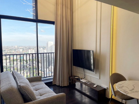 Call : 064-992-8997 Condo Park Origin Thonglor ใกล้ BTS ทองหล่อ Duplex 2 ชั้น 45 ตารางเมตร 2 ห้องนอน ชั้น30 ตึก C ตกแต่งครบ