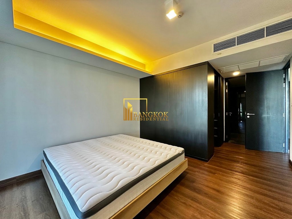 รูป Siamese Gioia - 3 Bed Duplex Condo in Quiet Phrom Phong Area - BR16957CD - รูปที่ 8/33