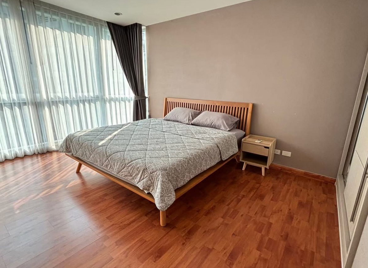 รูป #R3516 ให้เช่าคอนโด The Rajdamri Serviced Residence - รูปที่ 2/6