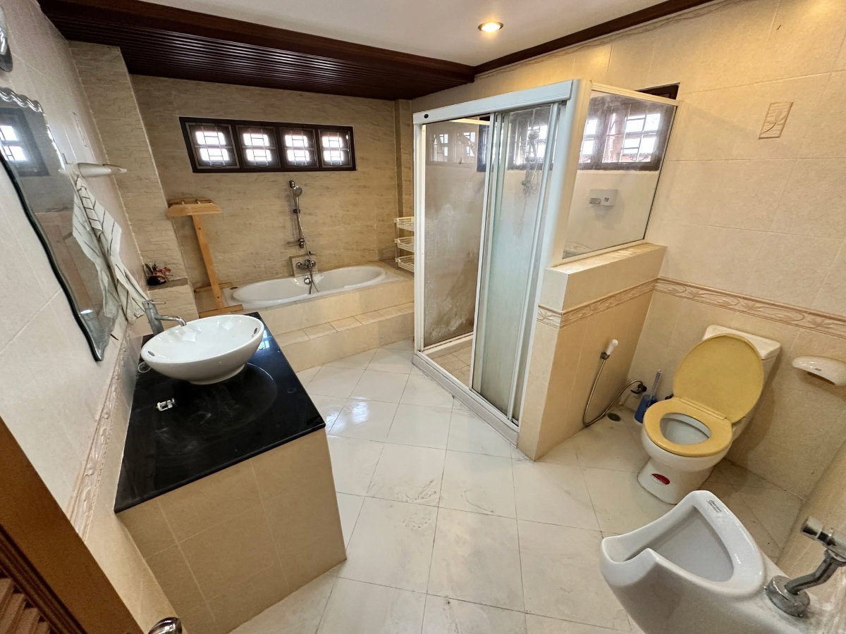 รูป #R3547 ให้เช่า Single House Soi Ram Intra 60 - รูปที่ 30/31