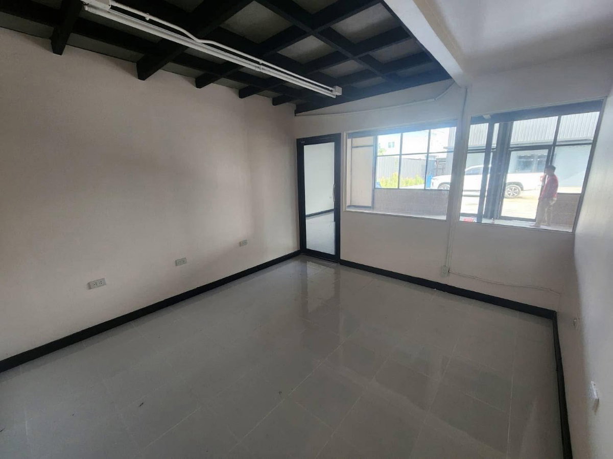 รูป #R3566 ให้เช่า Office and warehouse Soi Sukhumvit 81 - รูปที่ 13/16