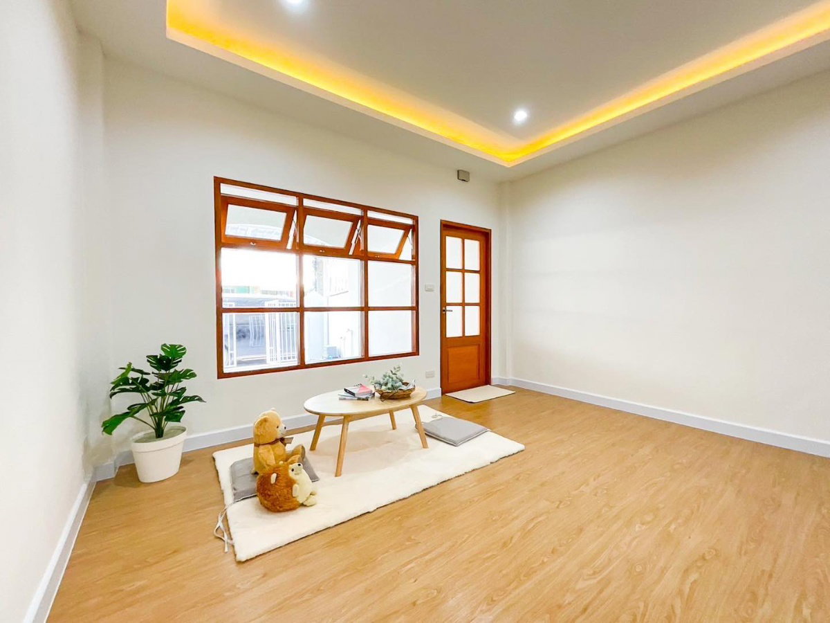 รูป [ขาย] ทาวน์เฮาส์ 2 ชั้น ตกแต่งใหม่ พร้อมอยู่  หมู่บ้านธนจิตต์ ศาลากลาง บางกรวย - รูปที่ 9/22