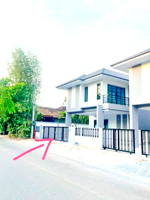 บ้านเดี่ยวให้เช่า : แม็คโคร สุราษฎร์ธานี 3.3 กม.3 นอน เฟอร์ครบ บุญถาวร 3.9 กม.ให้เช่าบ้านเดี่ยว 2 ชั้น 52ตร.วา. 202 ตร.ม3 น้ำ เทศบาลนคร