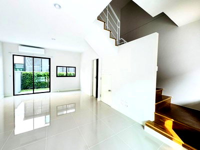 เช่าโฮมออฟฟิศ นนทบุรี : Baan Klang Muang Ratchaphruek-Sathorn บ้านกลางเมือง ราชพฤกษ์-สาทร