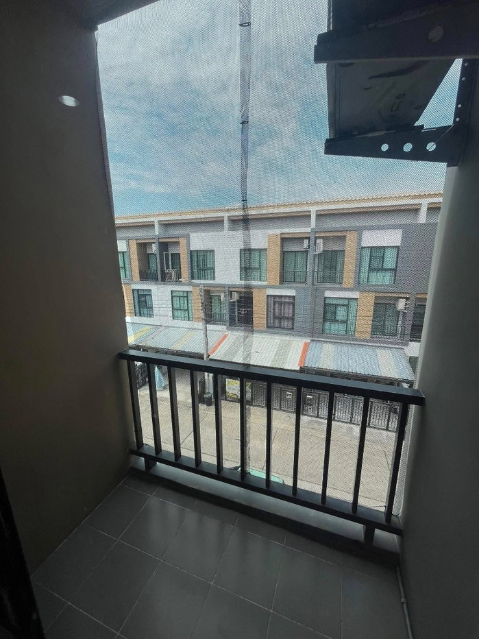picture #R3569 House for rent Trio Rom Klao - 13/15