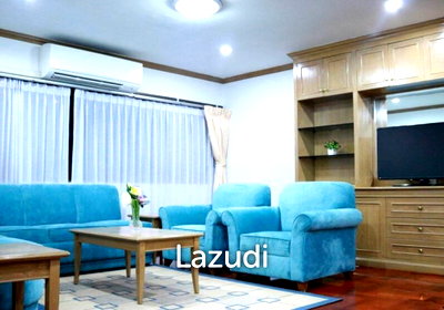 Condos for rent : 3 Bed 2 Bath 236 SQ.M Baan Arthit Apartment