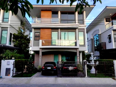 บ้านเดี่ยว ลาดพร้าว 107 : LTH12292 – House FOR SALE at Supalai Essence Size 321 Sq.m 6 beds 5 baths Near MRT Lat Phrao Station ONLY 15.6 MB