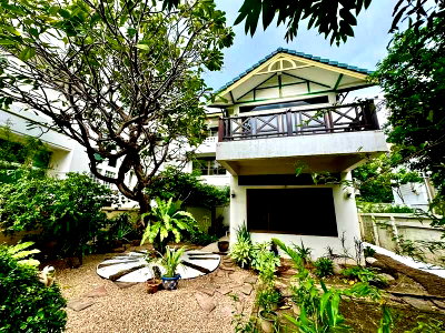 เช่าบ้านเดี่ยว วัน แบงค็อก   : LTHC12299 – House FOR RENT in Sathorn Size 400 Sq.m 4 beds 3 baths Near MRT Lumpini Station ONLY 109.9K/Month