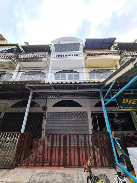 รูป ขายอาคารพาณิชย์ ทำเลดี ใกล้โรงเรียนเฉลิมพระเกียรติ และตลาดบางใหญ่ ทำเลศักยภาพ ใจกลางบางใหญ่ - รูปที่ 13/14