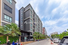 รูป The 1 Plus Grand Huamak 18 - รูปที่ 4/18