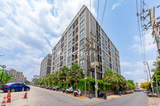 รูป The 1 Plus Grand Huamak 18 - รูปที่ 1/18