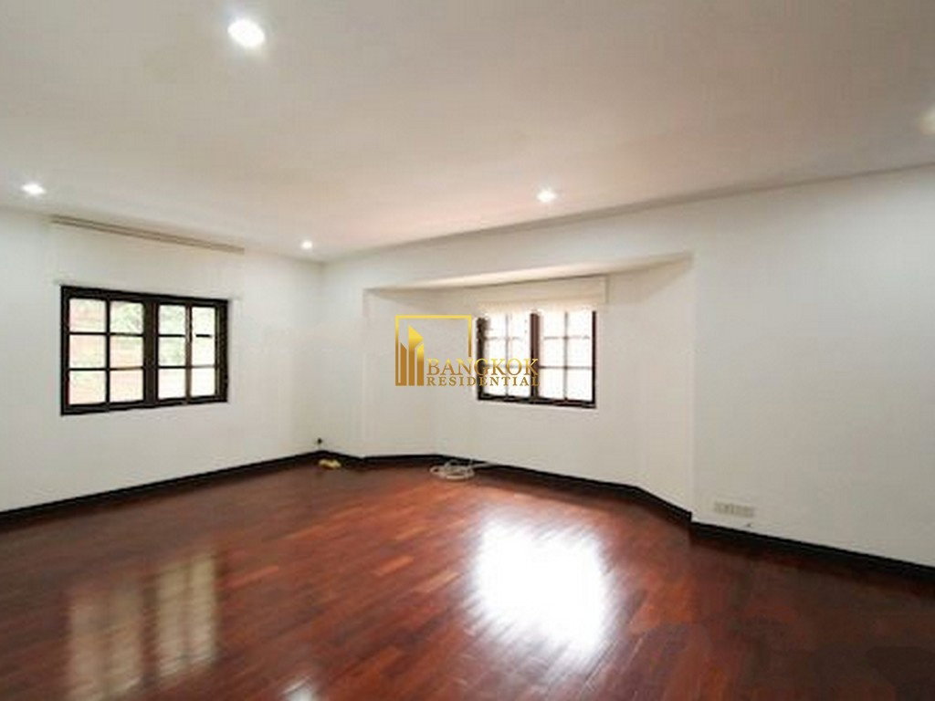 รูป Tree House - 4 Bedroom House With Pool in Thonglor - BR7676SH - รูปที่ 13/22