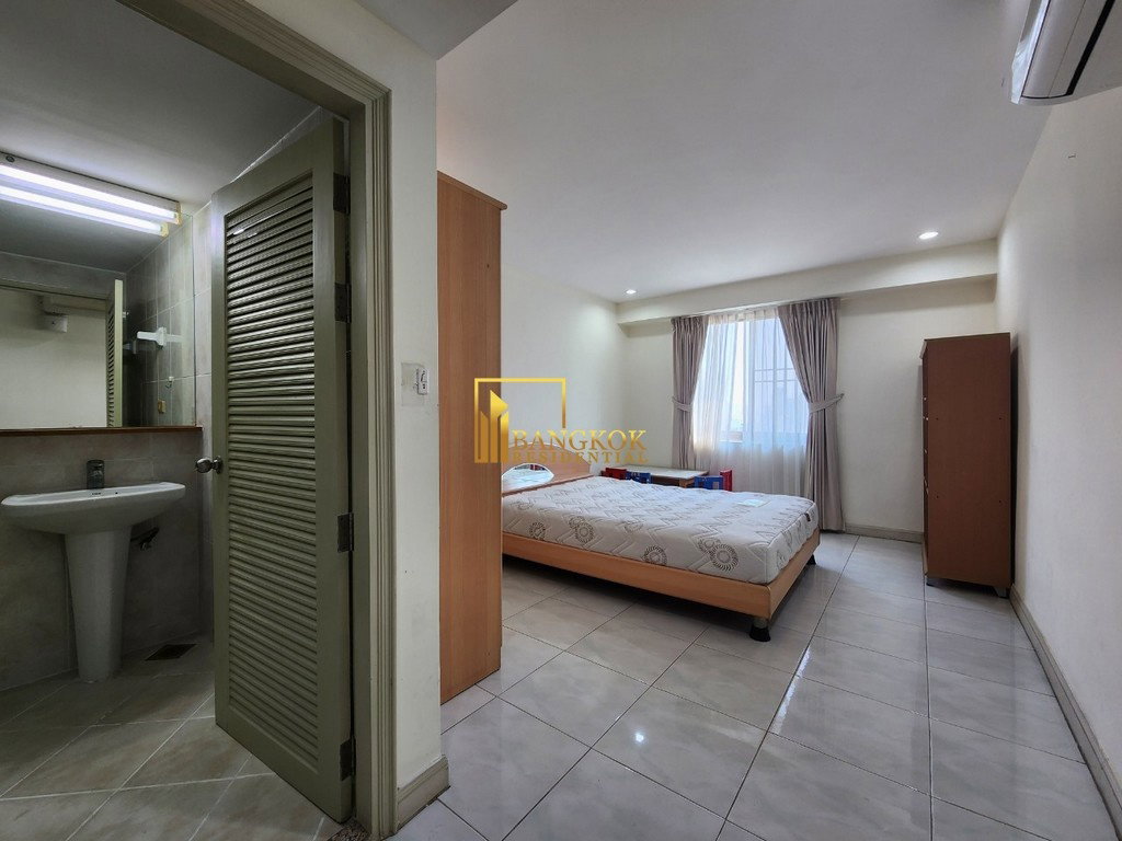 picture Royal Castle - 3 Bedroom Condo in Popular Location - BR14638CD - 15/36