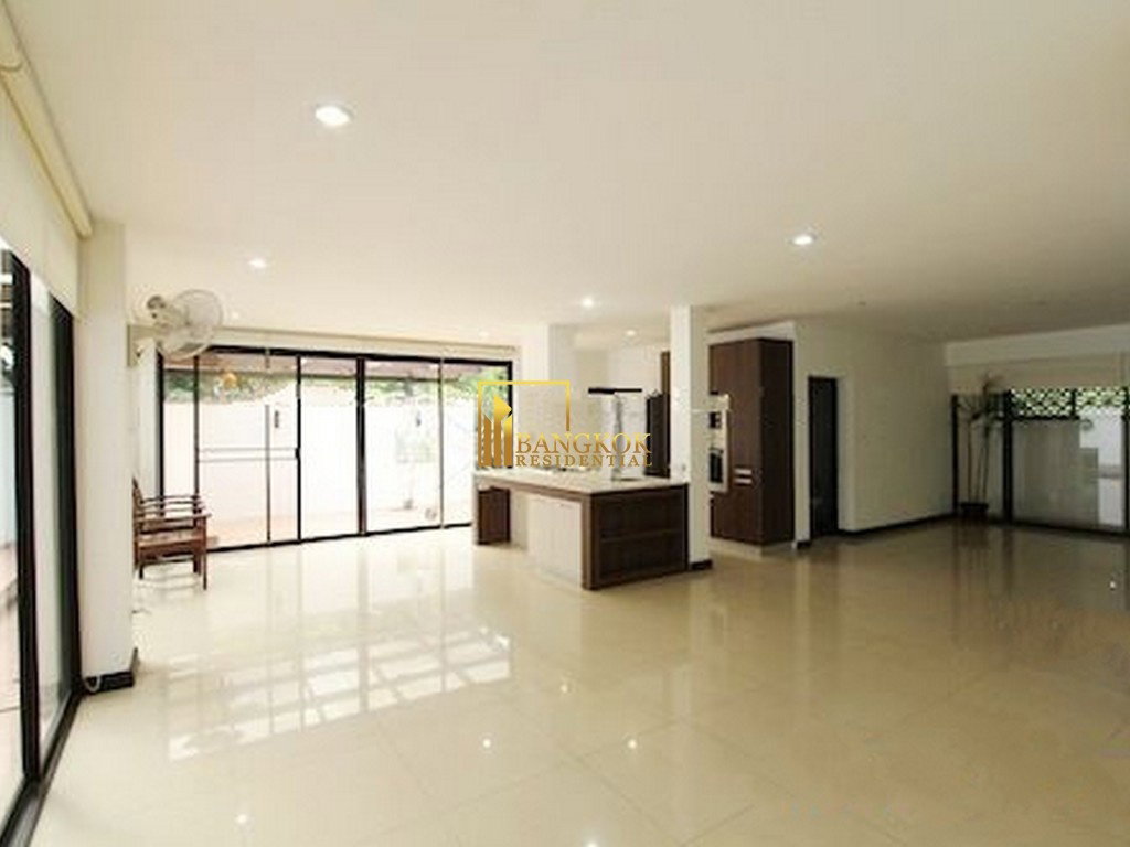 รูป Tree House - 4 Bedroom House With Pool in Thonglor - BR7676SH - รูปที่ 2/22