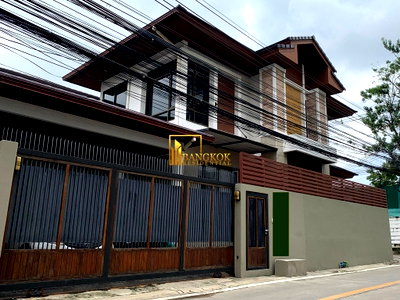 เช่าบ้านเดี่ยว โรงเรียนเซนต์แอนดรูส์อินเตอร์เนชันแนล กรุงเทพ : Modern 4 Bedroom Pool Villa For Rent in Phrom Phong - BR27869SH
