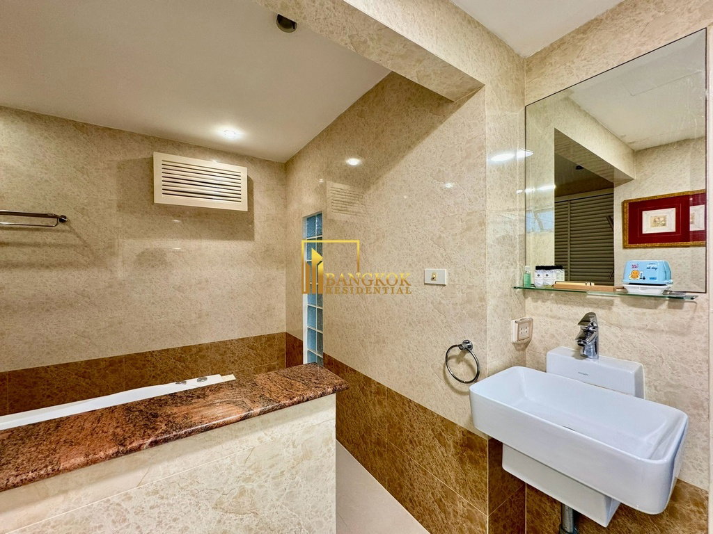 picture 49 Plus - Affordable 2 Bed Condo For Rent in Thonglor - BR19242CD - 18/28