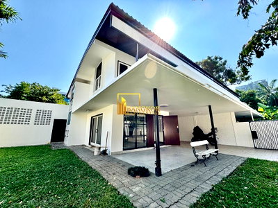 เช่าบ้านเดี่ยว ดิ เอ็มควอเทียร์ : Delightful 3 Bedroom House For Rent in Ekkamai Area - BR8122SH