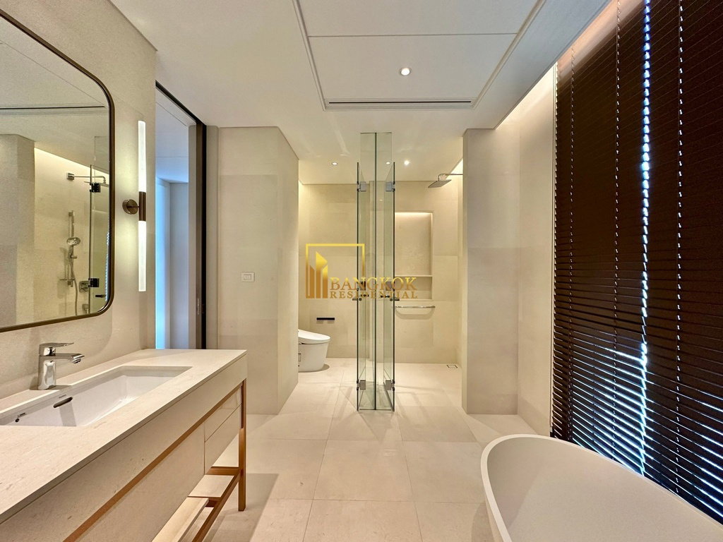 รูป Baan Sindhorn - 2 Bedroom Luxury Condo in Chidlom - BR17669CD - รูปที่ 19/39