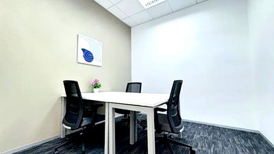 Office for rent : Modern Office Space for Rent at The Rice Tower Phayathai this location offers seamless connectivity and unmatched urban convenience.