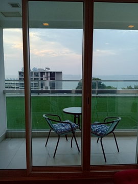 for sale condo the palm wongamat beach front pattaya studio type (S03-2005)