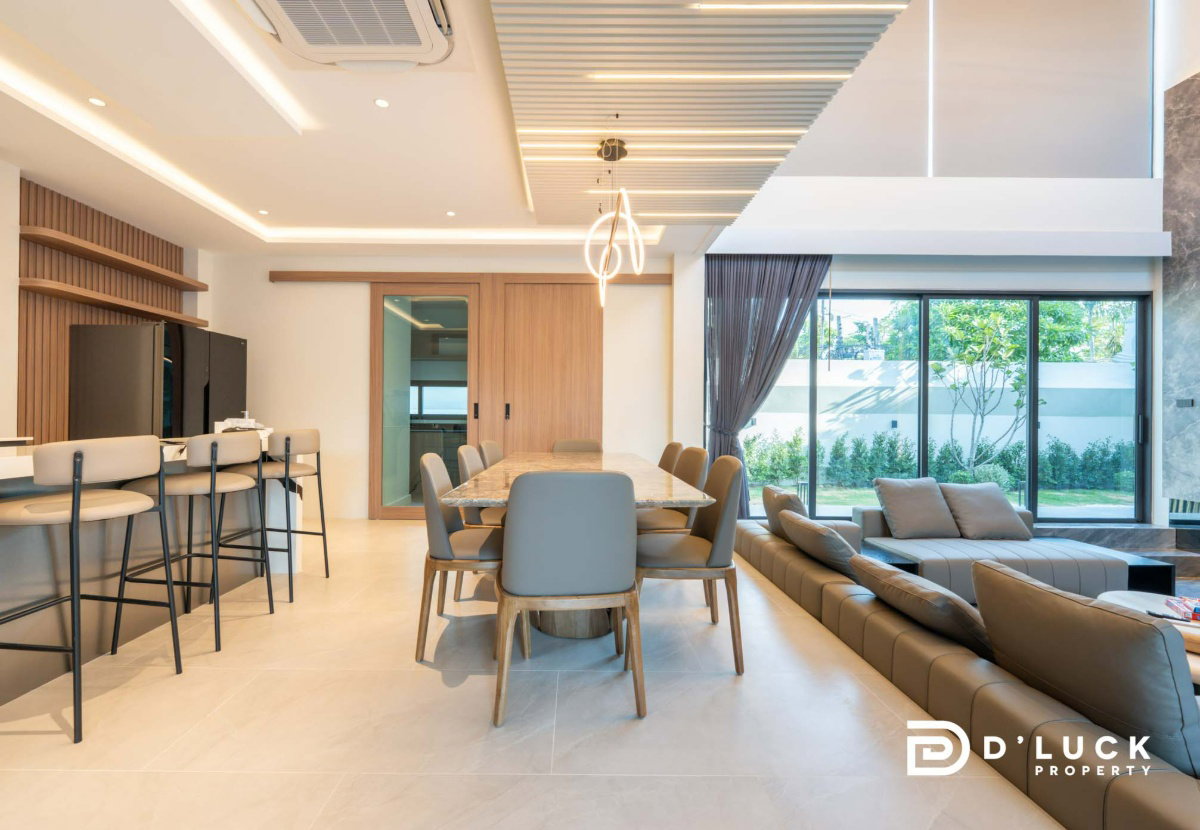 รูป ขายบ้านพูลวิลล่าหรู 7 ห้องนอน บนทำเลทอง นาจอมเทียน พัทยา - รูปที่ 17/26