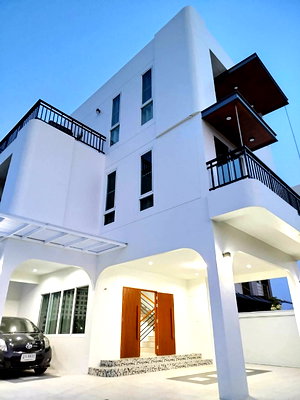 Houses for rent Bangkokthonburi University : Modern Residences for the New Generation – Brand-New, Fully Furnished & Move-In Ready!