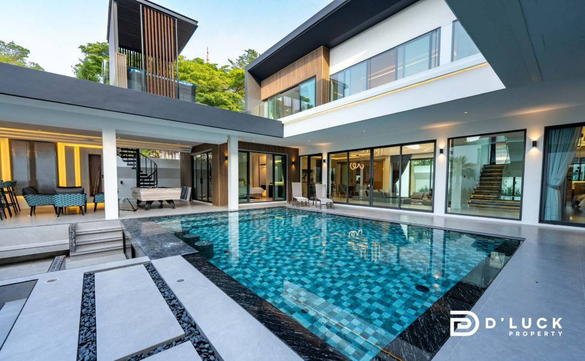 รูป ขายบ้านพูลวิลล่าหรู 7 ห้องนอน บนทำเลทอง นาจอมเทียน พัทยา - รูปที่ 15/26